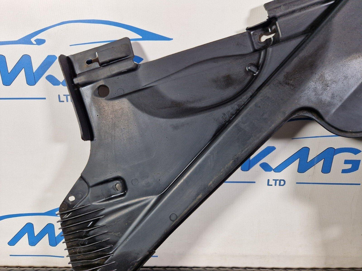 16-23 AUDI A5 F5 SPORTBACK S-LINE REAR RIGHT UNDER TRAY BODY COVER 8W8825216