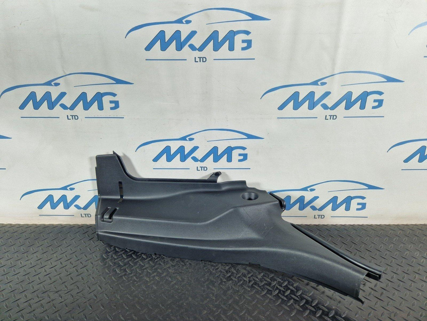 13-19 MERCEDES BENZ CLA C117 DRIVER SIDE REAR PILLAR DOOR TRIM A1176901225