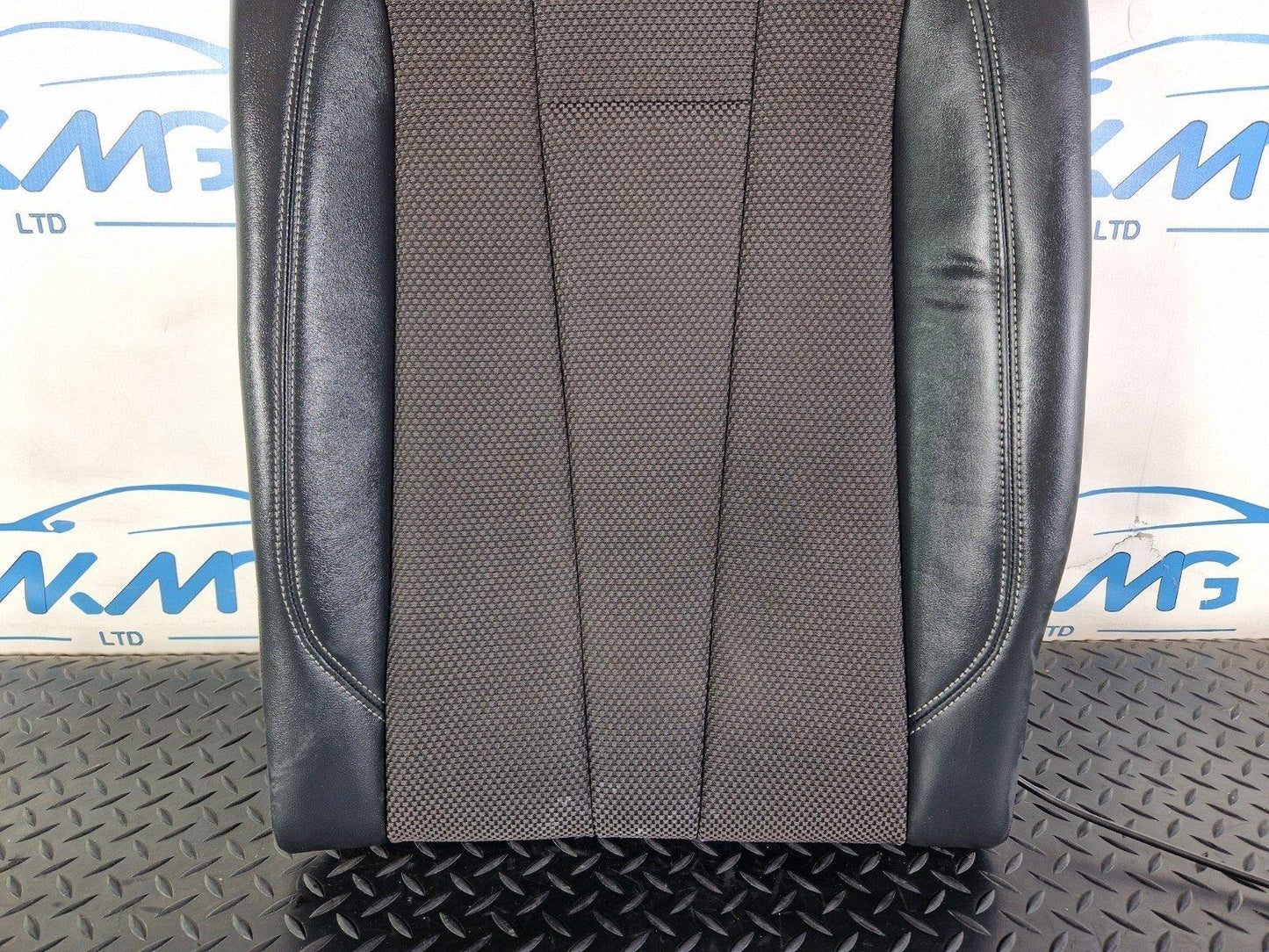 16-19 AUDI A4 AVANT B9 S-LINE REAR N/S HALF BLACK LEATHER  BACKREST