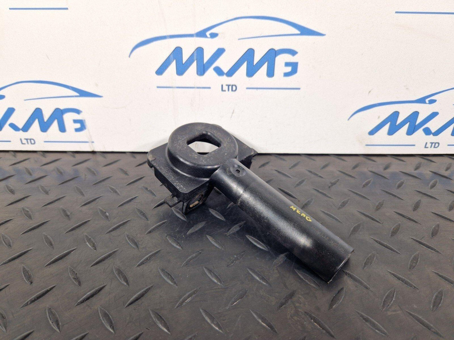 16-19 AUDI A4 B9 GENUINE OEM COOLANT REGULATOR SUPPORT 4G0805201