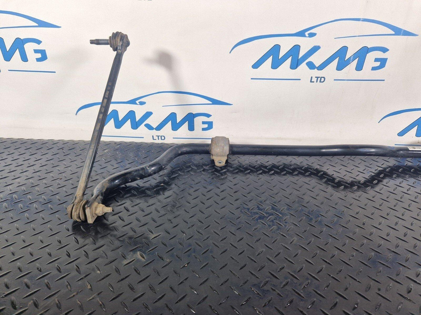 19-ON MERCEDES BENZ CLA C118 GENUINE FRONT ANTI ROLL BAR SWAY BAR A2473200711