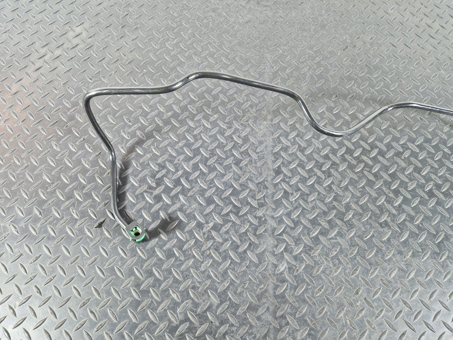 12-18 MERCEDES BENZ W176 GENUINE HOSE PIPE 7430637AA