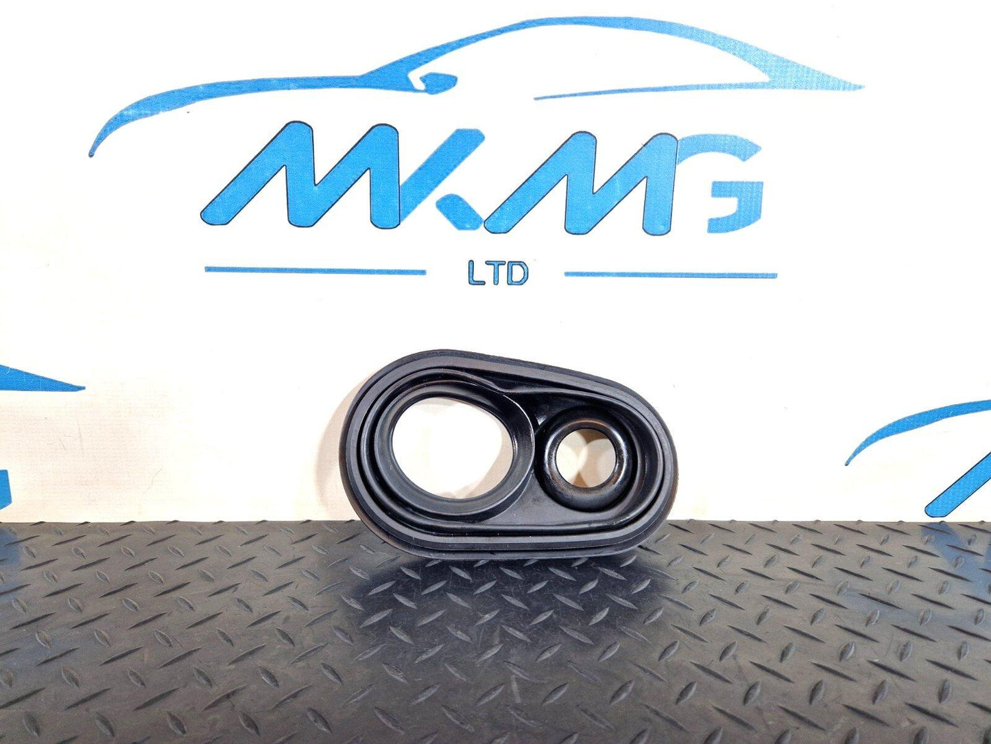 18-ON MERCEDES BENZ A CLASS W177 OEM FUEL FILLER NECK PIPE COVER A1774710200