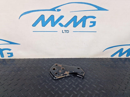 14-21 MERCEDES BENZ C200d W205 REAR AXLE SUBFRAME RIGHT STOP PLATE A2053520800