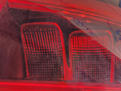 19-ON MERCEDES BENZ B CLASS W247 REAR O/S OUTER TAIL LIGHT A2479061002 DAMAGED