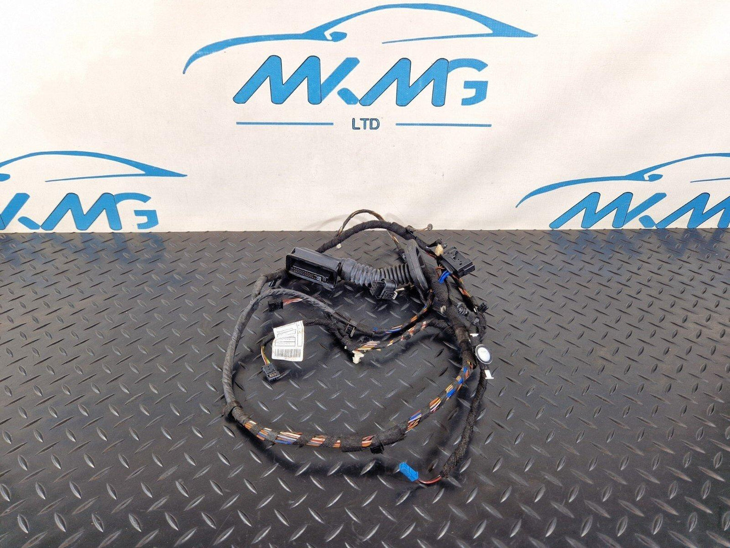 16-22 BMW X1 F48 GENUINE OEM REAR DOOR WIRING LOOM 6812216 6812218
