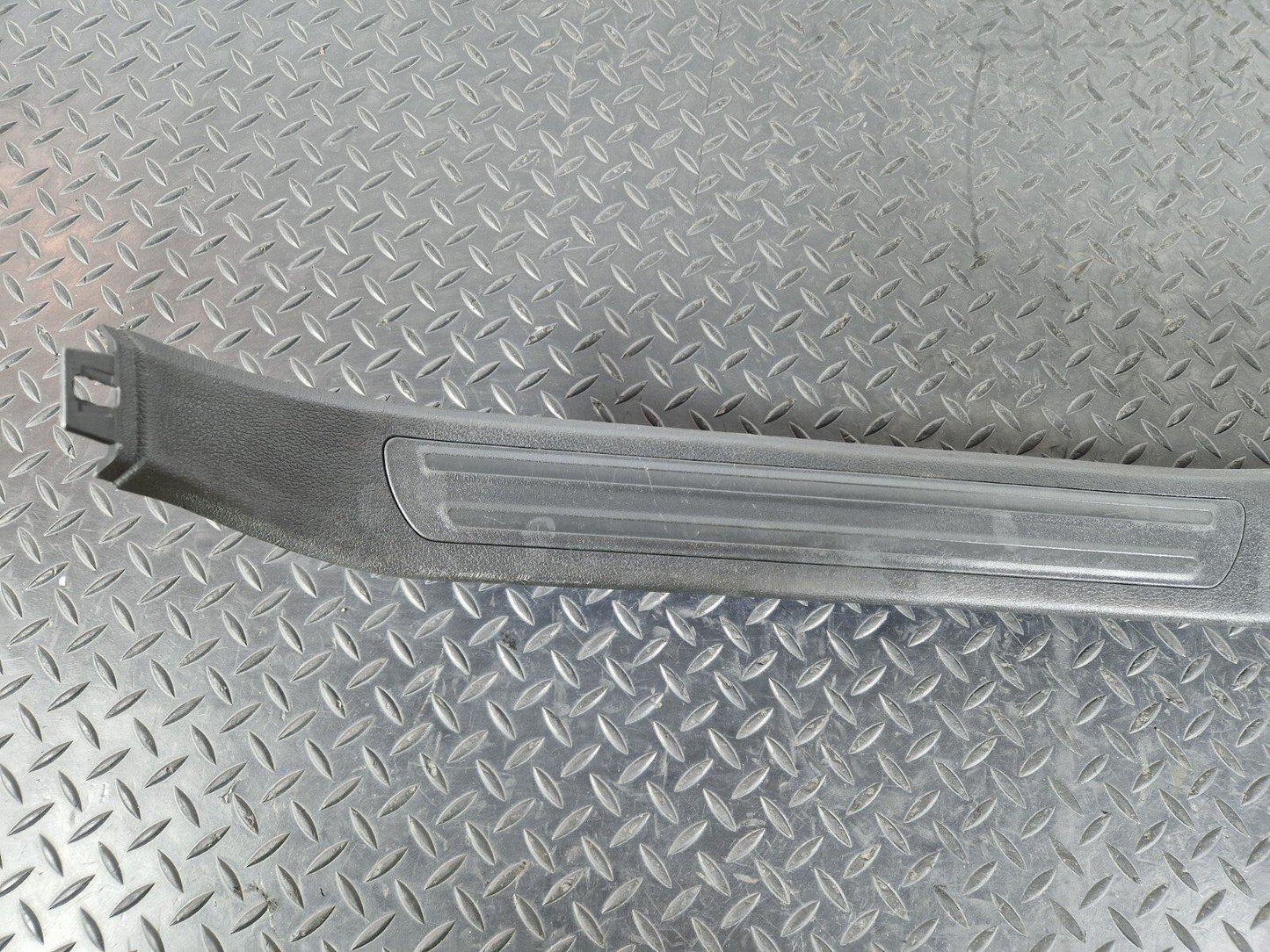 10-15 AUDI Q7 4L GENUINE OEM LOWER LEFT PASSENGER SIDE N/S SILL TRIM 4L0853369