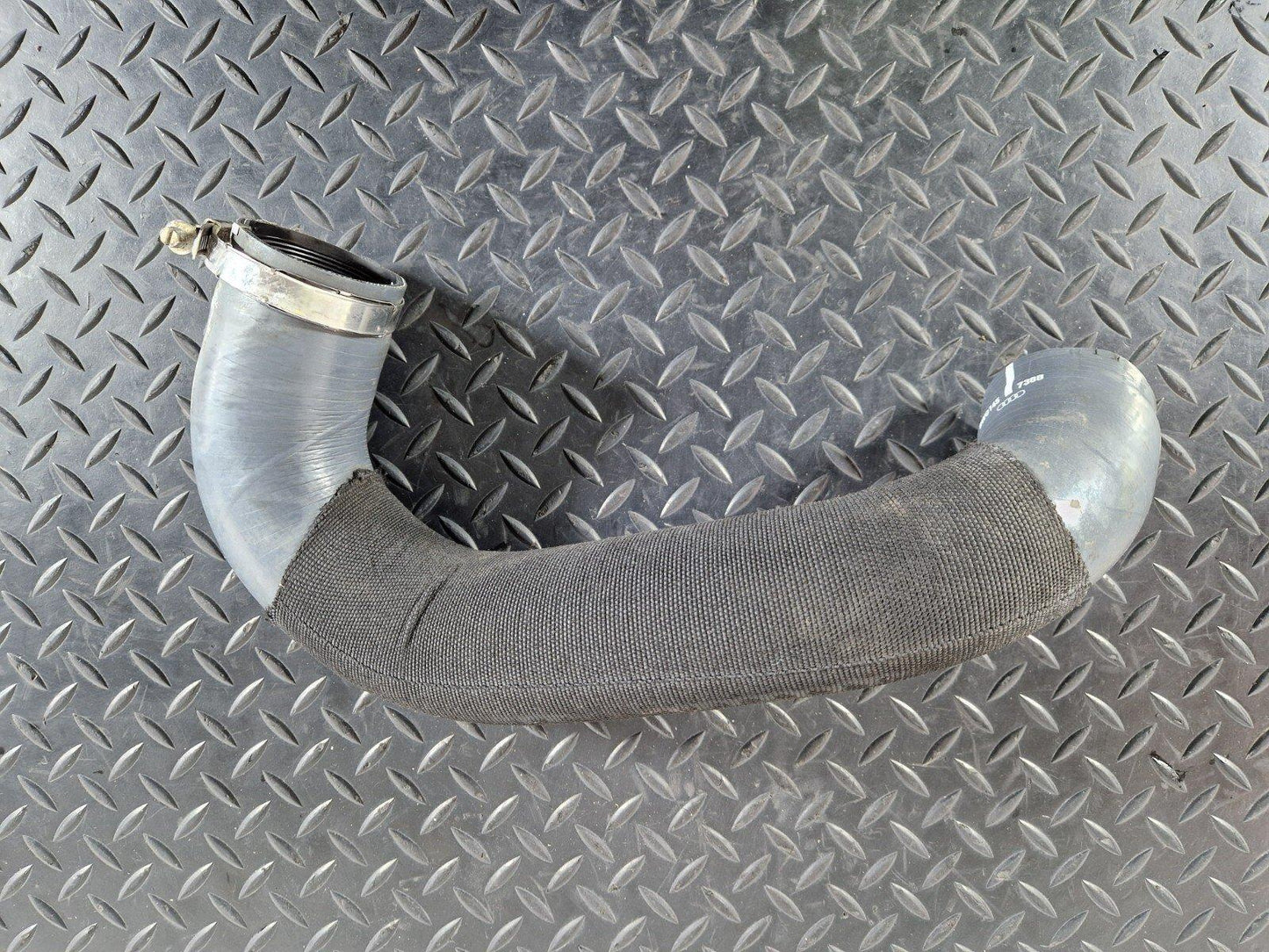 16-19 AUDI A4 AVANT B9 S-LINE DIESEL INTERCOOLER HOSE PIPE 8W0145738B
