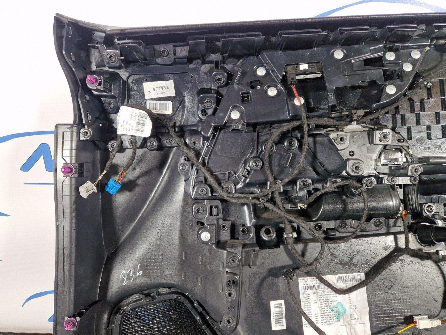 19-ON MERCEDES BENZ B CLASS W247 AMG FRONT LEFT N/S DOOR PANEL CARD A2477204702