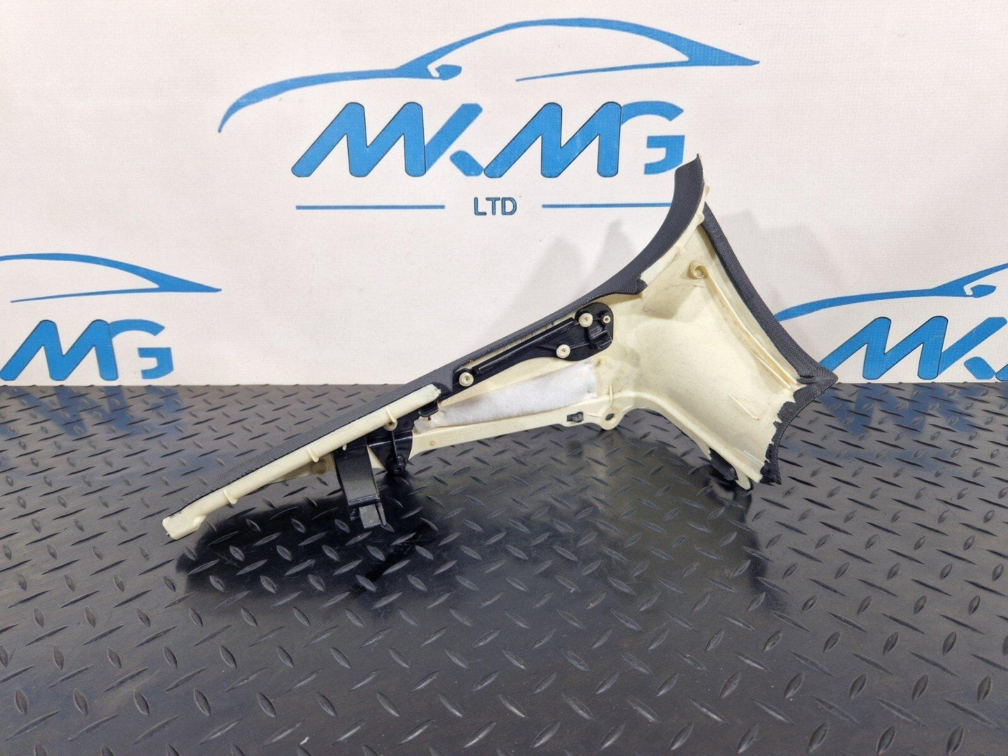 10-18 AUDI A7 4G S-LINE OEM RIGHT SIDE PILLAR TRIM 4G8867246