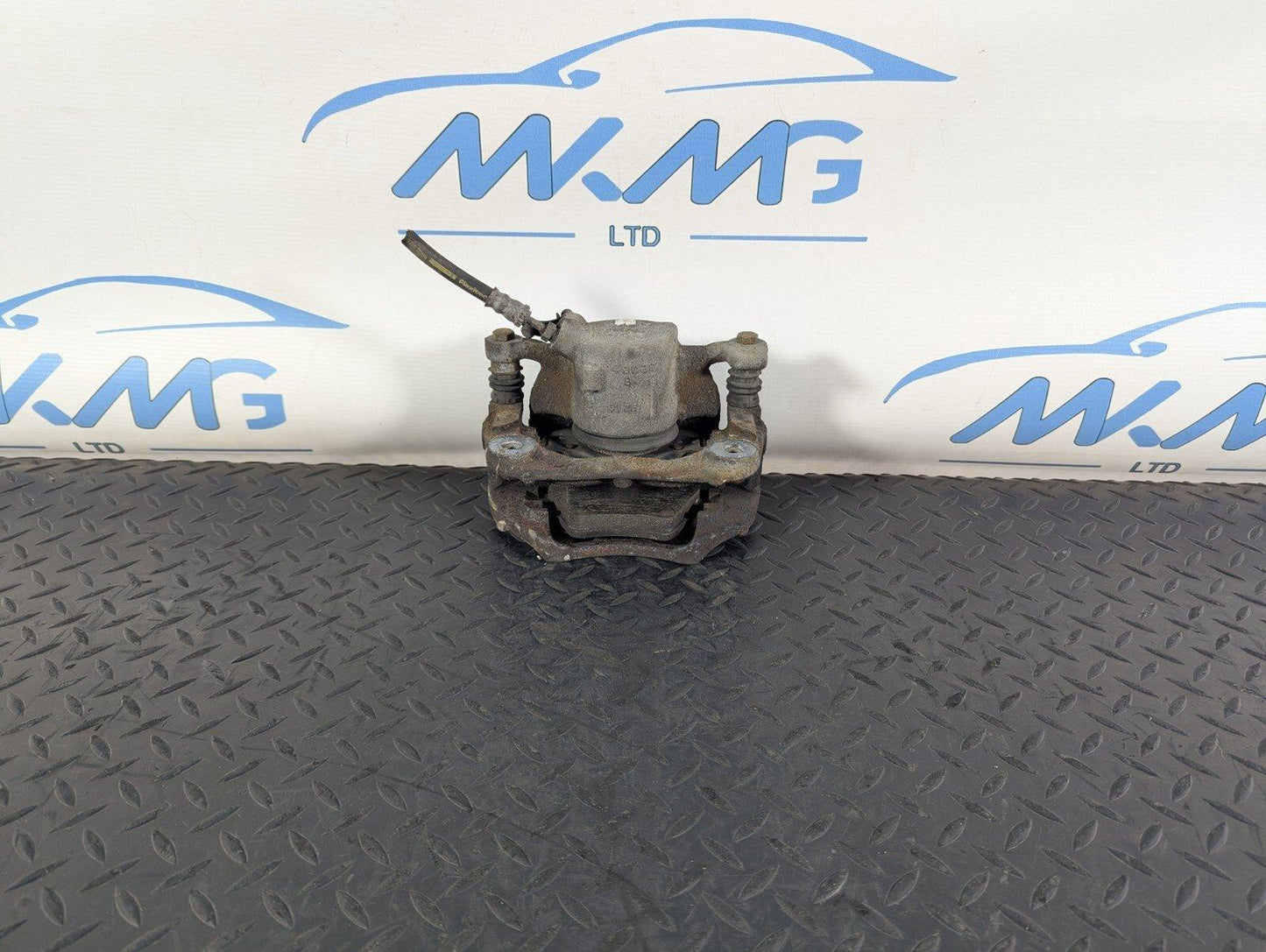 14-21 BMW 2 SERIES GRAN TOURER F46 GENUINE FRONT LEFT SIDE BRAKE CALIPER