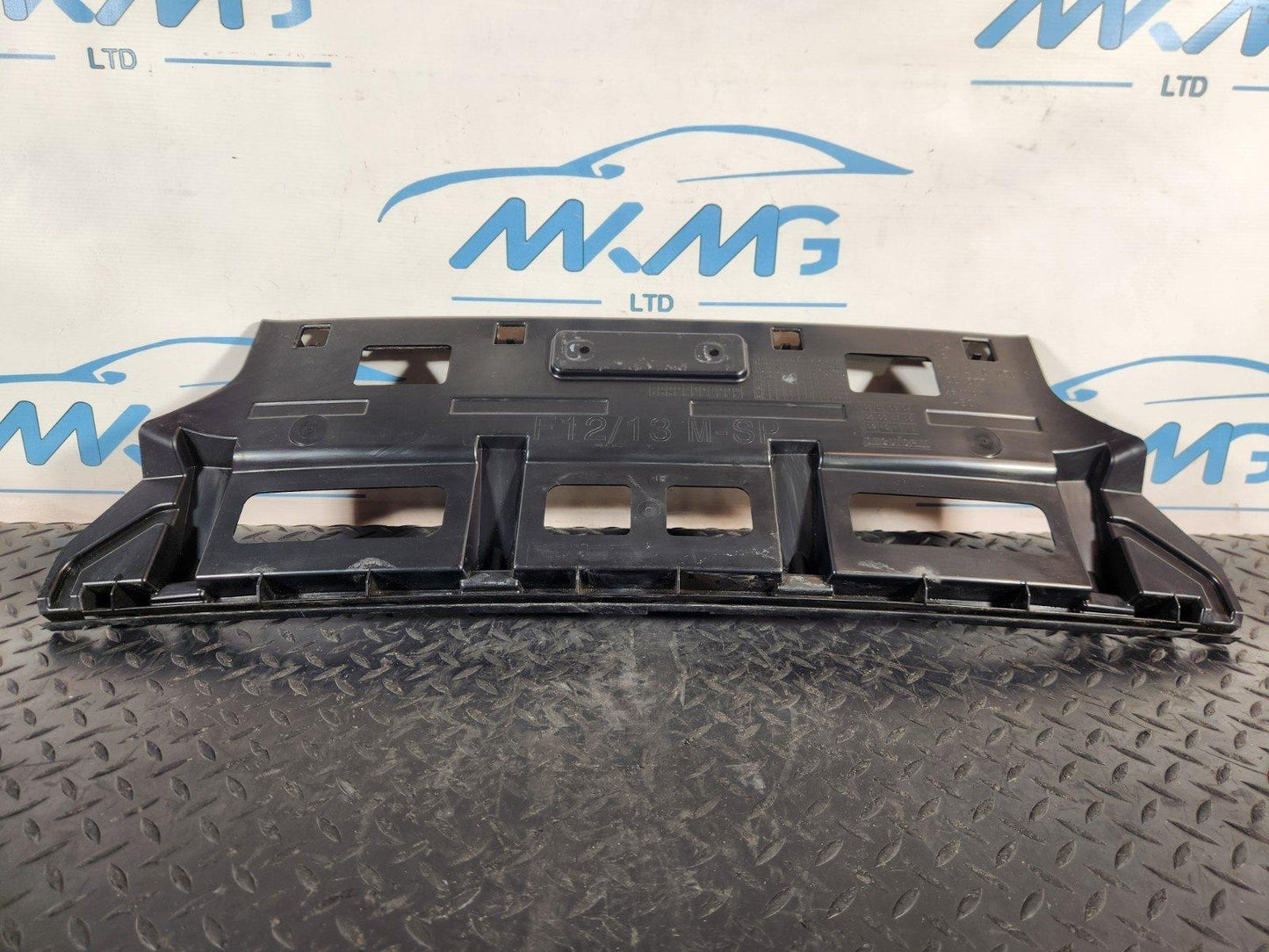 11-18 BMW 6 SERIES F13 M-SPORT GENUINE REAR BUMPER BRACKET PANEL 8050387