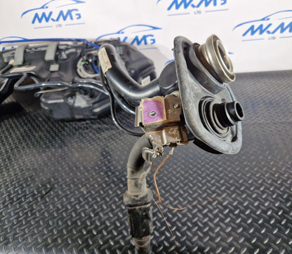 14-21 MERCEDES BENZ C300 W205 HYBRID DIESEL FUEL TANK WITH PUMP A2054701201