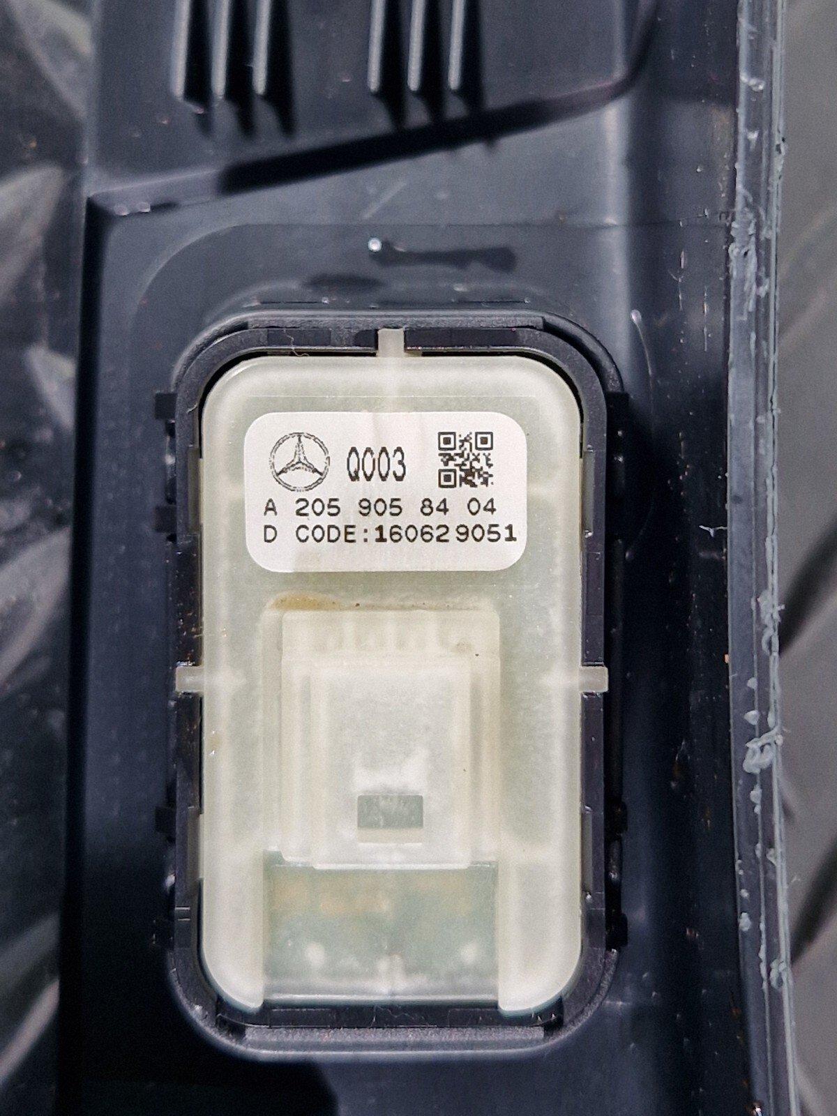 14-21 MERCEDES BENZ W205 REAR LEFT SEAT TRIM & SWITCH A2056906725 A2059058404