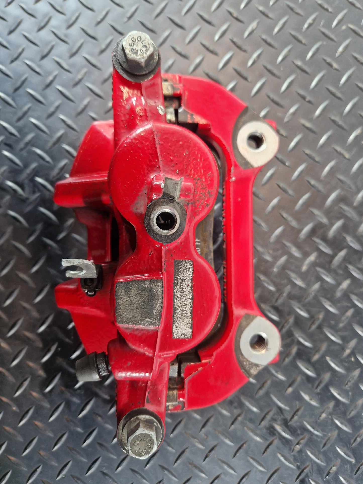 Range Rover Evoque L551 Front Left Brake Caliper  M8D22B302BA LR140648