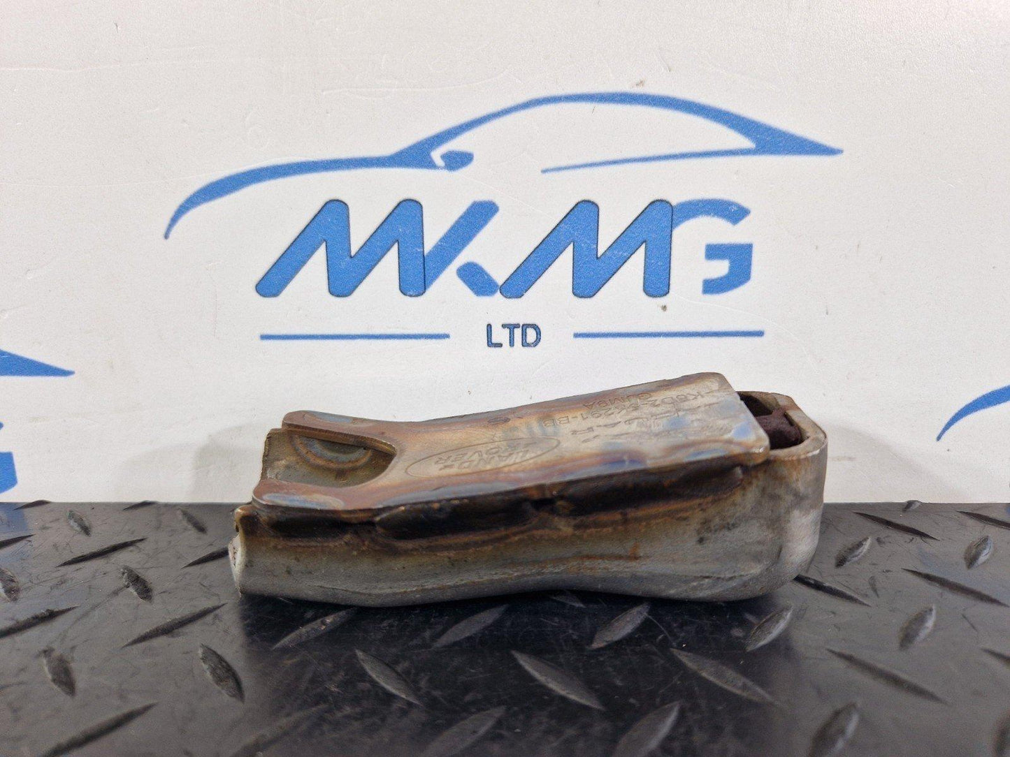 19-ON RANGE ROVER EVOQUE L551 EXHAUST HANGER BRACKET K8D25K291BB