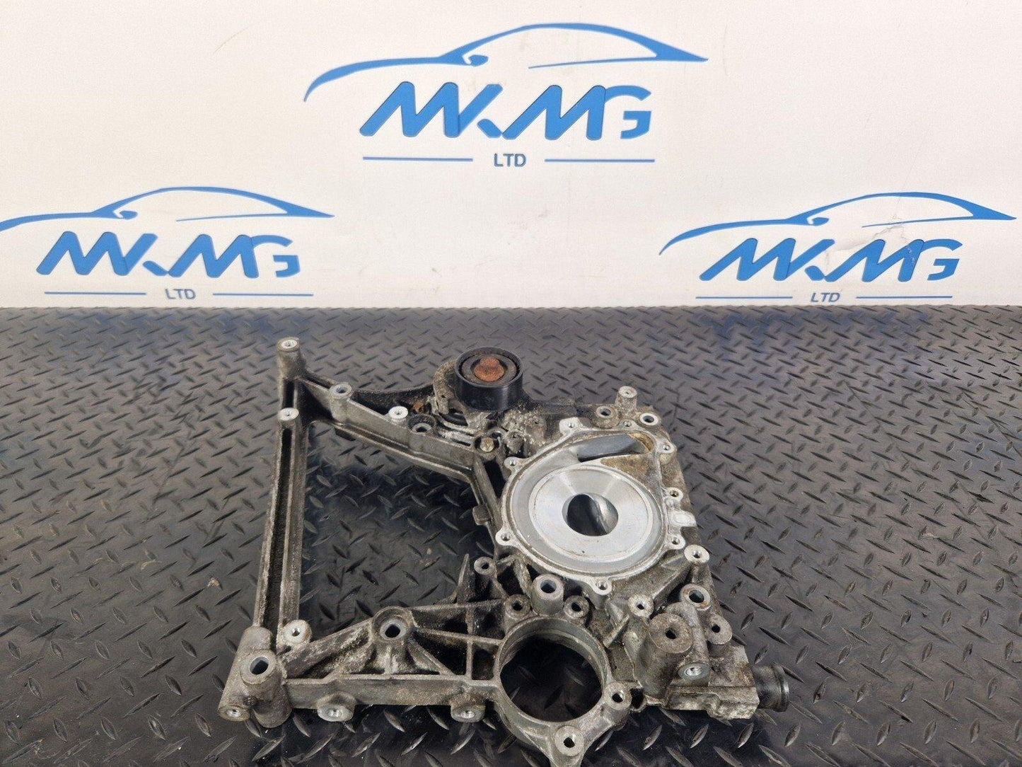 14-21 MERCEDES BENZ C300h W205  WATER PUMP HOUSING A6512012409