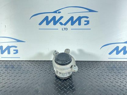 14-21 MERCEDES BENZ C350e W205 PETROL ENGINE SUPPORT MOUNT BRACKET A2052400200