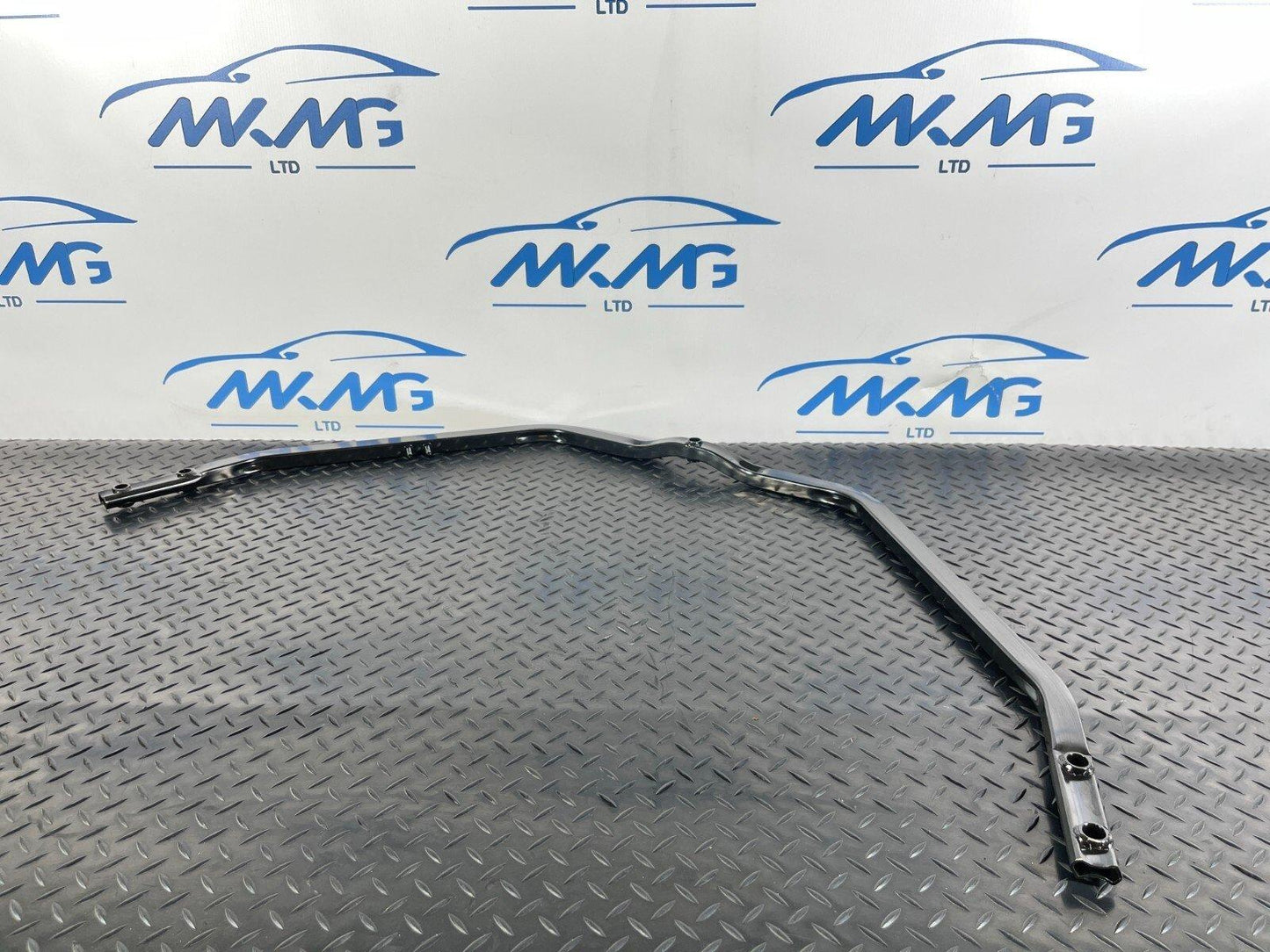 14-21 MERCEDES BENZ C350e W205 GENUINE REAR SUSPENSION STRUT BRACE A2056102202