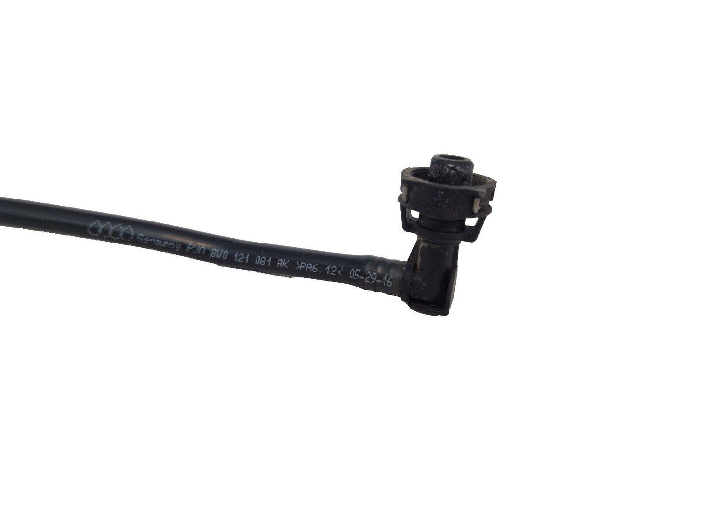 16-19 AUDI A4 B9 GENUINE OEM BREATHER VACUUM PIPE 8W0121081AK