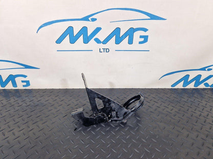 12-17 AUDI S5 CONVERTIBLE GENUINE ENGINE COOLANT PUMP BRACKET MOUNT 8K0121261H