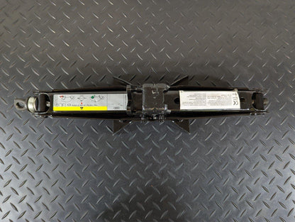 12-18 AUDI A6 C7 CAR LIFTING JACK 5N0011031E