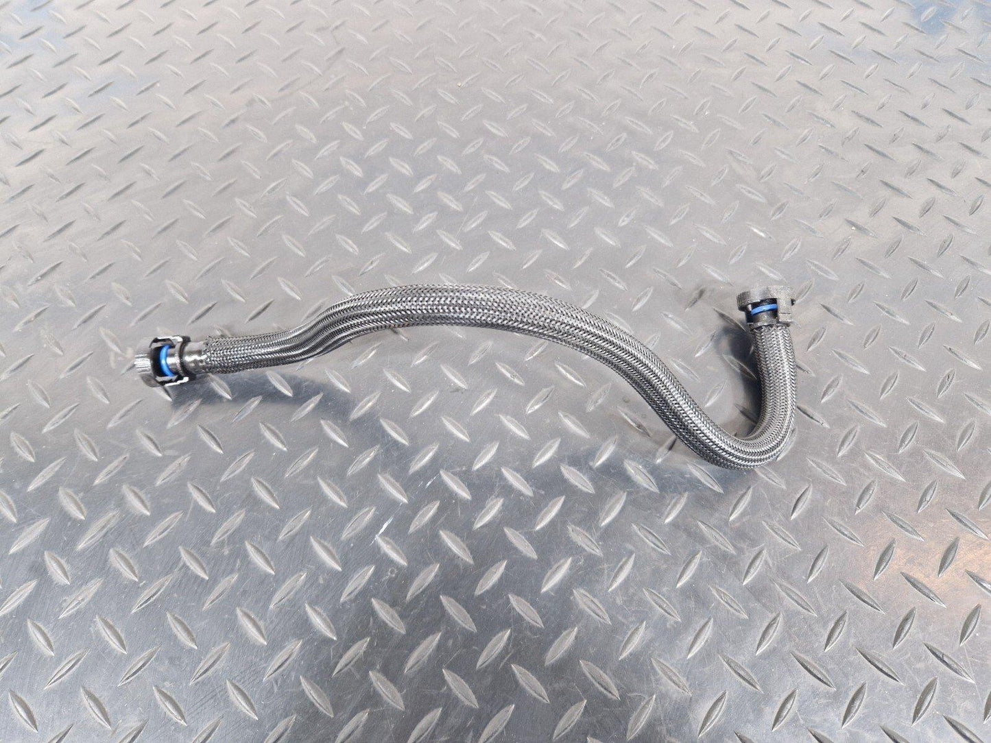 19-ON MERCEDES BENZ CLA C118 VACUUM LINE HOSE TUBE A1774301900