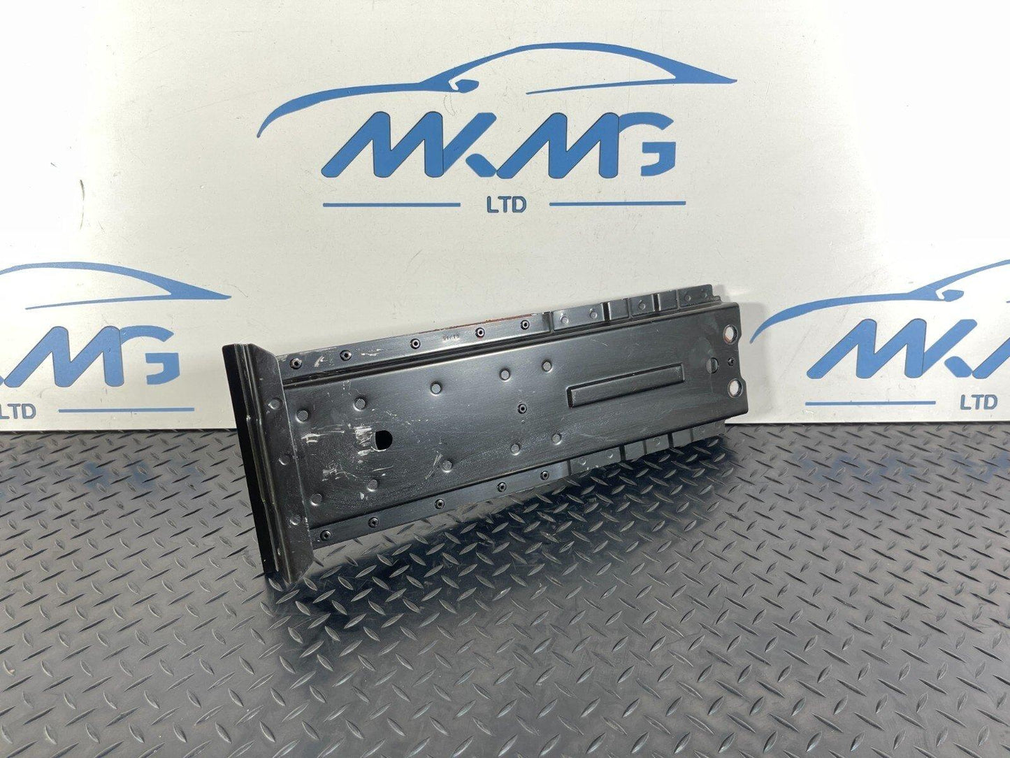 14-21 MERCEDES BENZ C350e W205 GENUINE SUPPORT PROTECTION BRACKET A2056100534