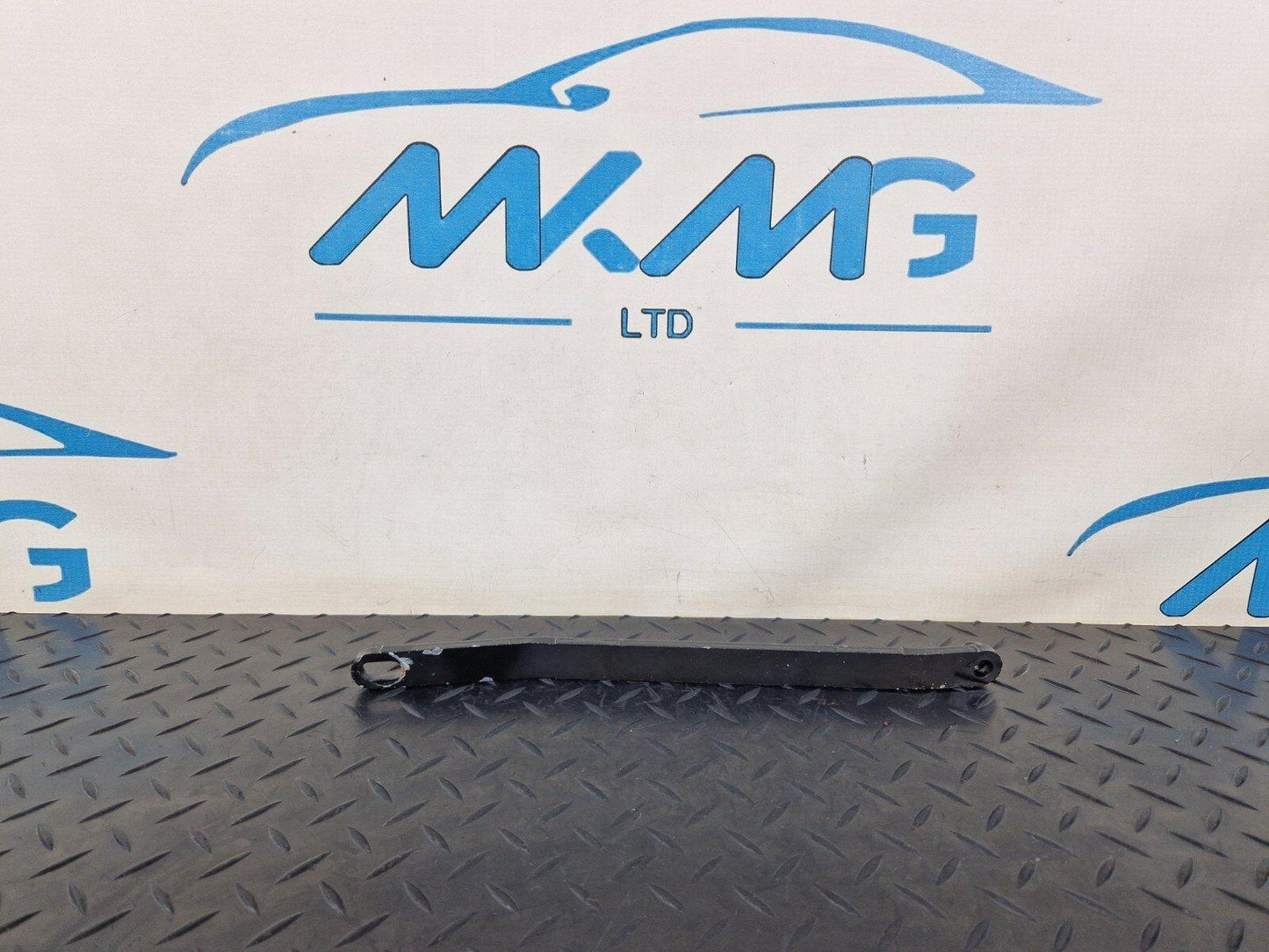 14-21 MERCEDES BENZ W205 REINFORCEMENT RADIATOR SUPPORT STRUT A2056201700