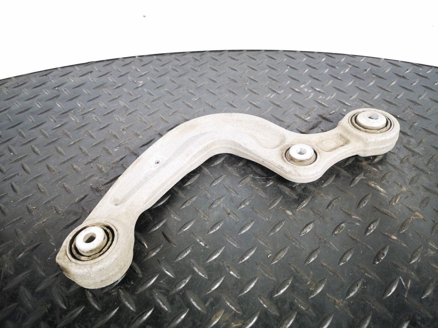 GENUINE AUDI A4 B9 A5 S5 F5 REAR LEFT OR RIGHT CONTROL ARM 8W0505361E