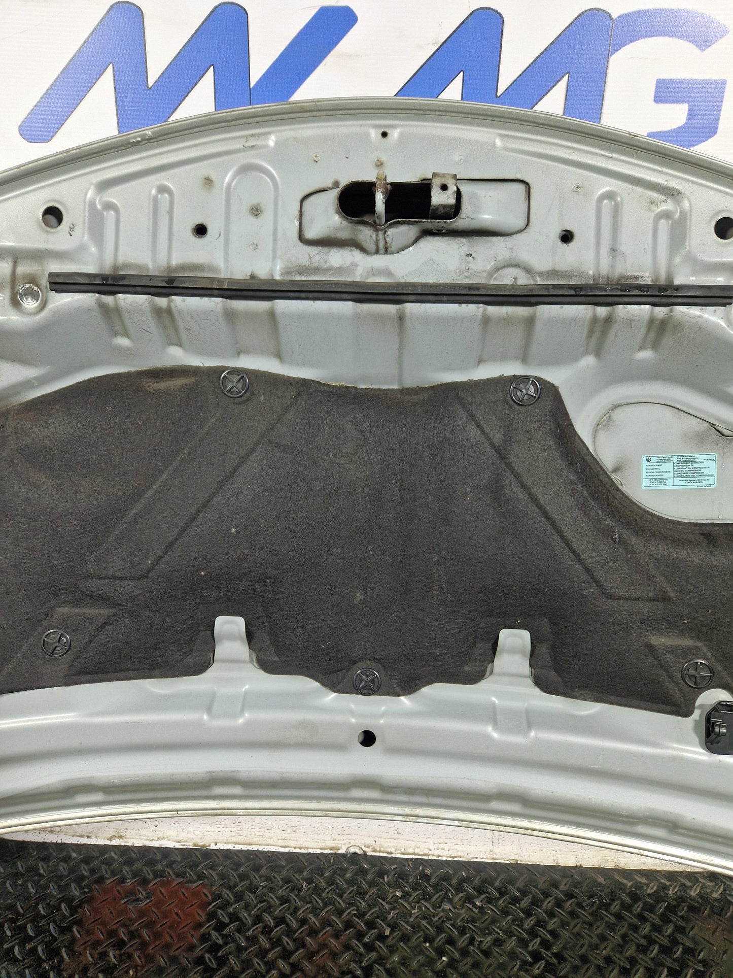 Nissan Note ACENTA MK1 (E11) Front Bonnet Hood Silver KY0