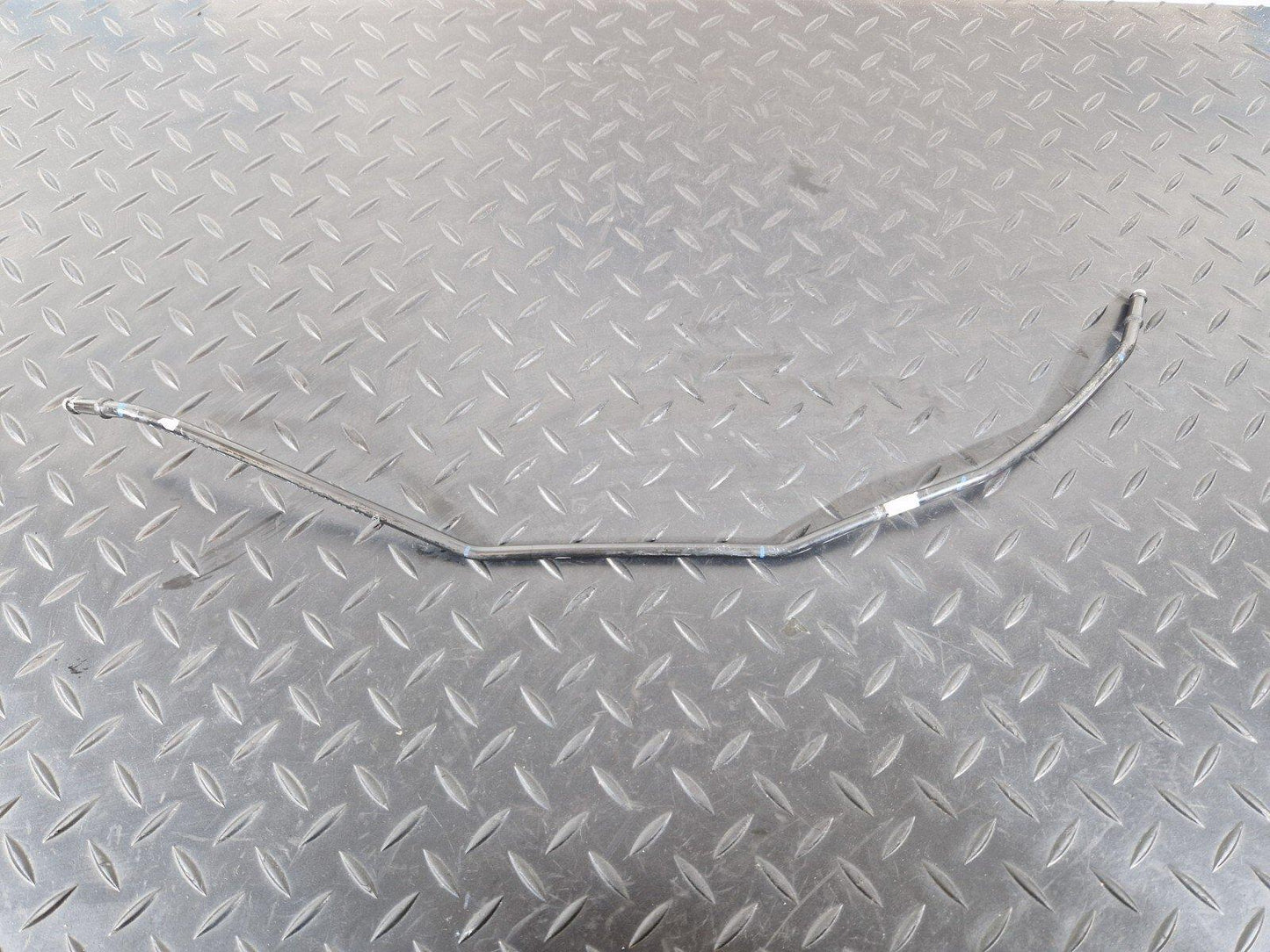 14-21 MERCEDES BENZ C300h W205 GENUINE HEATING WATER FEED LINE PIPE A2055002472