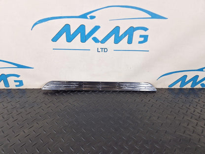 10-13 BMW X5 E70 LCI FRONT ENTRANCE DOOR SILL COVER KICK PLATE TRIM 7205263