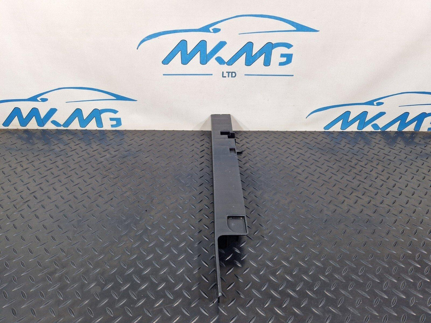 14-21 MERCEDES BENZ W205 OEM BOOT TRUNK RIGHT COVER BRACKET TRIM A2056100002