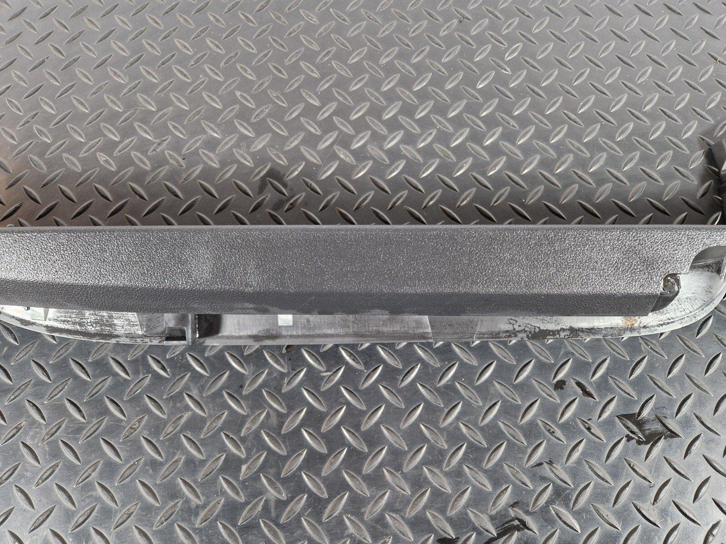 10-18 AUDI A7 4G S-LINE GENUINE BOOT LID LEFT SIDE TRIM INNER PANEL 4G8867607