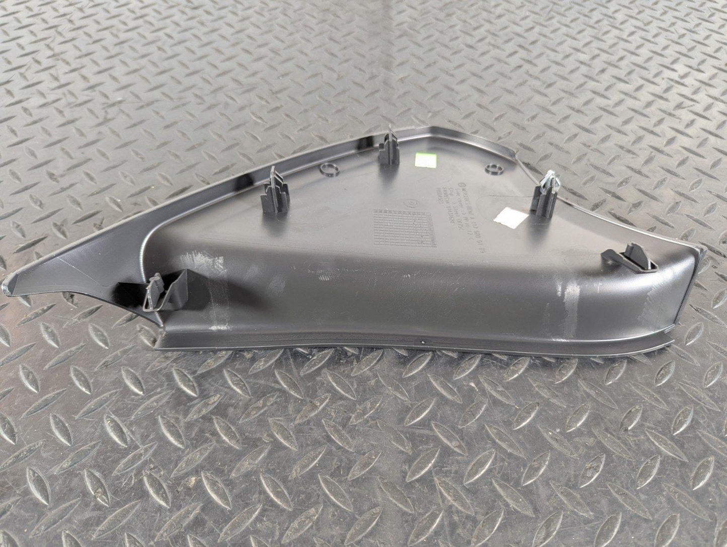 13-19 MERCEDES BENZ CLA C117 GENUINE DASH SIDE TRIM PANEL LHS A1176800189