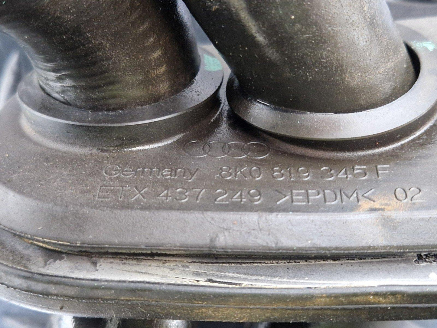 10-18 AUDI A7 4G S-LINE  ENGINE WATER COOLANT HOSE PIPE 8K0819345F 4G0122293B