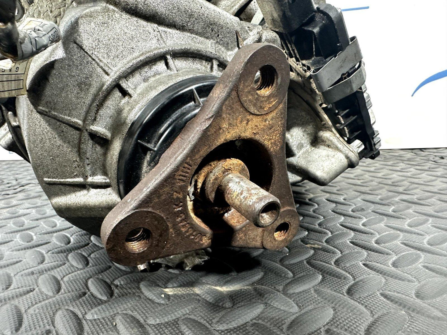 2018 BMW X3 G01  X4 G02 AUTOMATIC TRANSFER CASE BOX 9470189 9470186