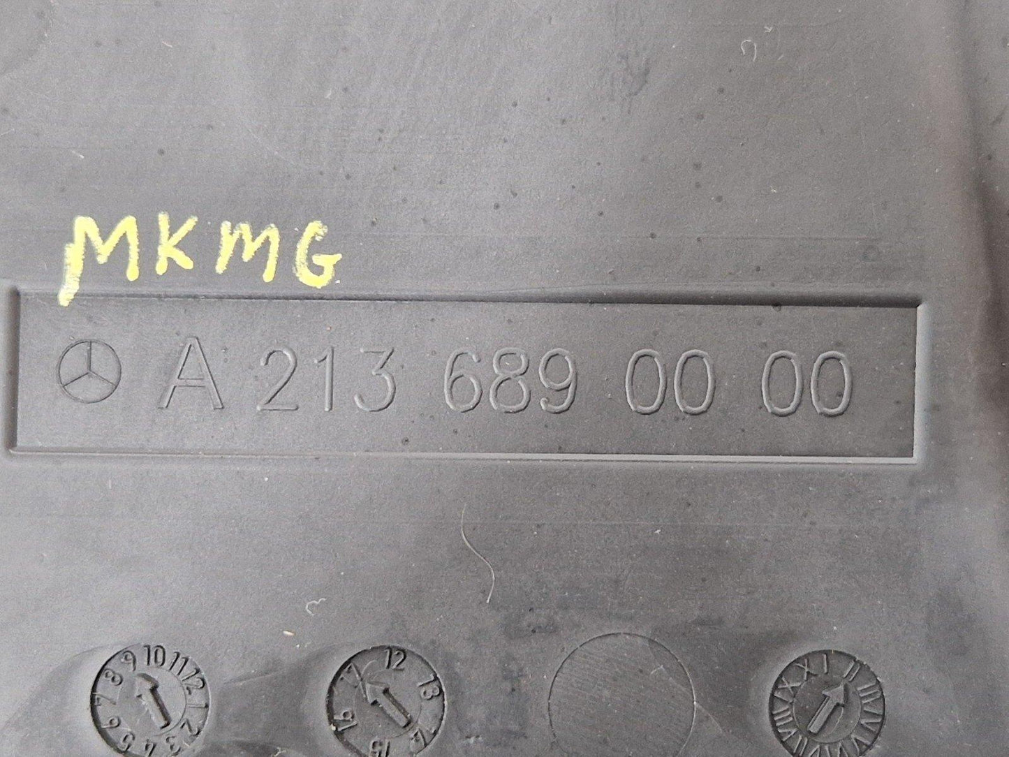 14-21 MERCEDES BENZ W205 NTERIOR STORAGE COMPARTMENT RUBBER INSERT A2136890000