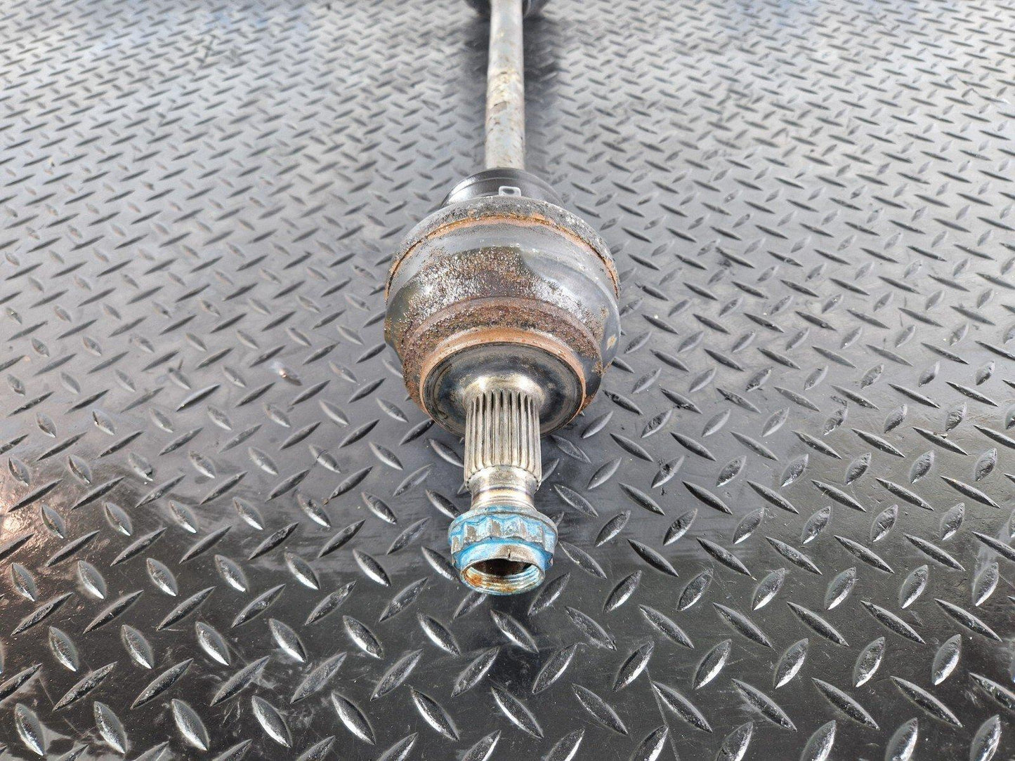 14-21 MERCEDES BENZ C300h W205 DRIVER SIDE RIGHT REAR DRIVESHAFT A2113570091