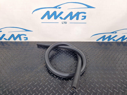 10-18 AUDI A7 4G S-LINE REAR LEFT LOWER DOOR RUBBER WEATHER SEAL 4G883370