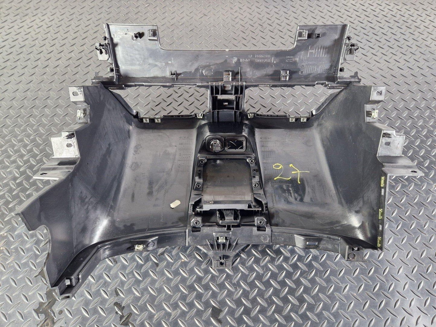 MERCEDES BENZ SPRINTER W907 W910 DASHBOARD CENTER TRIM PANEL A9106892100