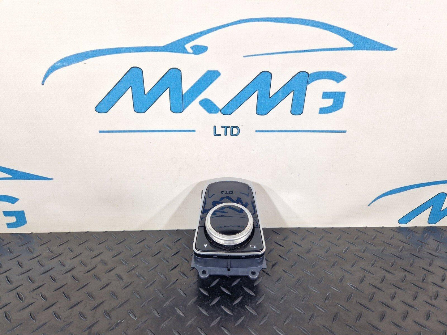 MERCEDES BENZ C200 W205 MULTIMEDIA SAT NAV AUDIO CONTROL SWITCH KNOB A2059006215