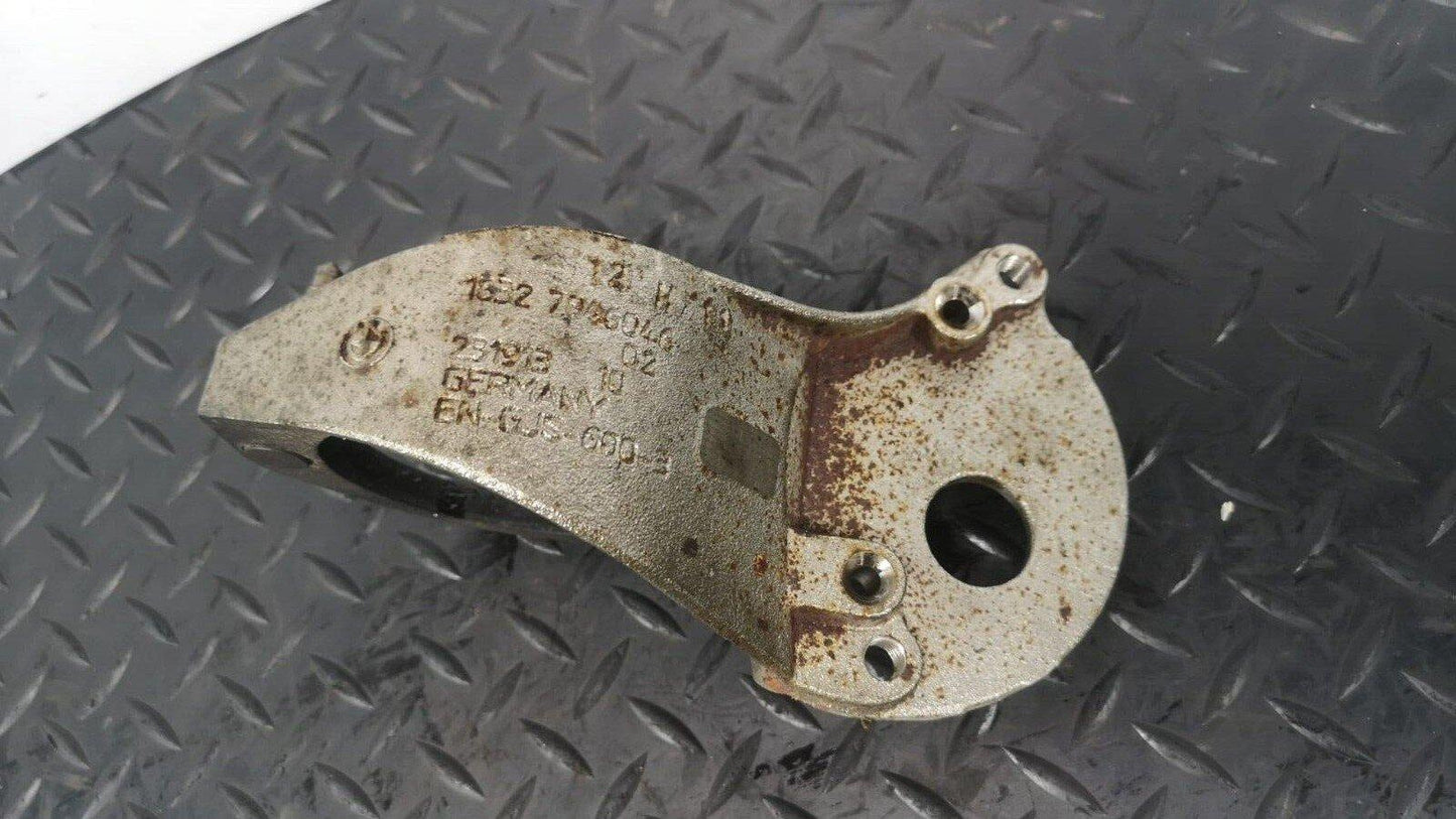 11-16 BMW M5 F10 5-SERIES 4.4L V8 PETROL RIGHT SIDE EXHAUST SUPPORT BRACKET