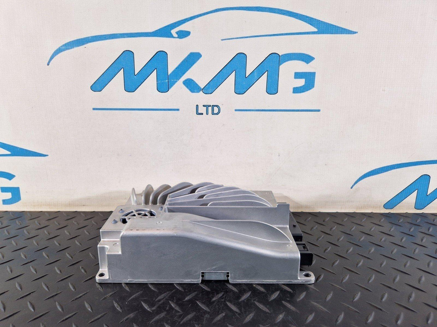 16-19 MERCEDES BENZ GLE W166 HARMAN KARDON SOUND AMPLIFIER A1669008217