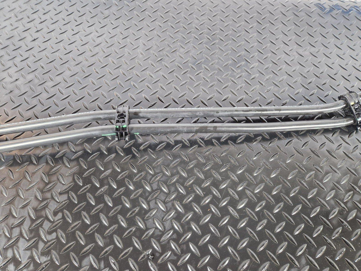 19-ON MERCEDES BENZ CLA C118 GENUINE RADIATOR COOLANT LINE A1775016201