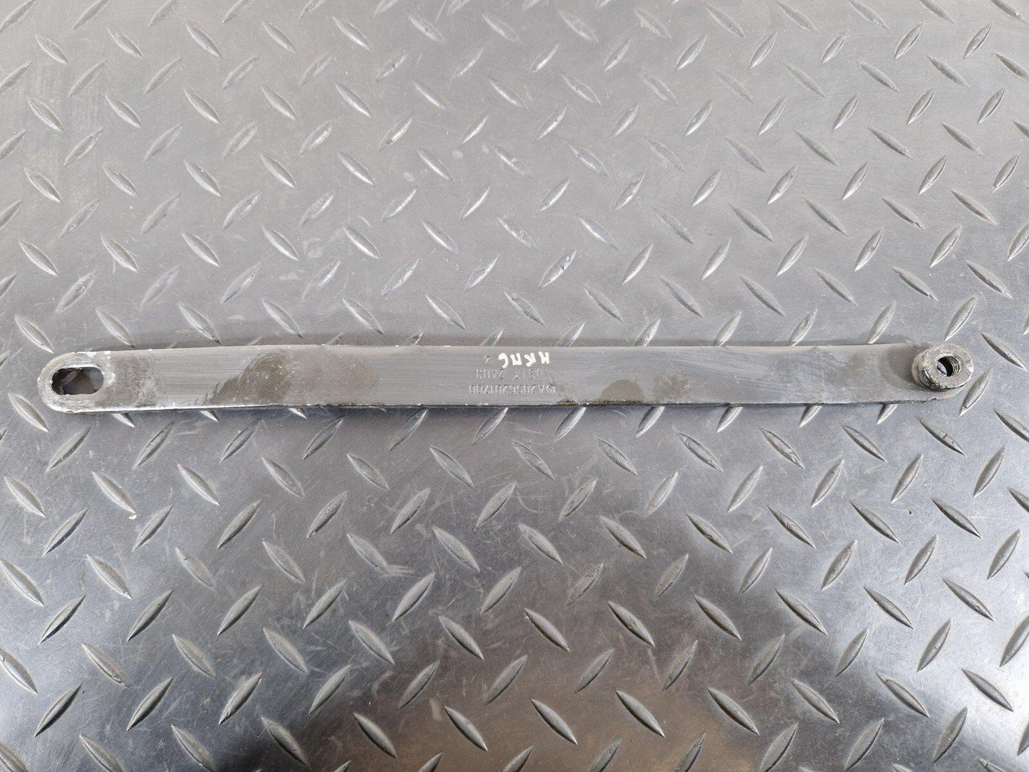 14-21 MERCEDES BENZ C300h W205 REINFORCEMENT RADIATOR SUPPORT STRUT A2056201700