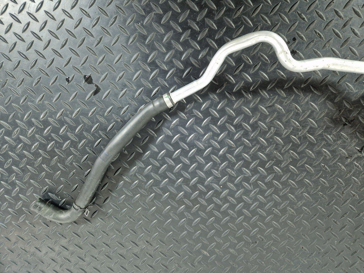 11-19 MERCEDES BENZ ML W166 ENGINE WATER COOLANT PIPE A1668300796