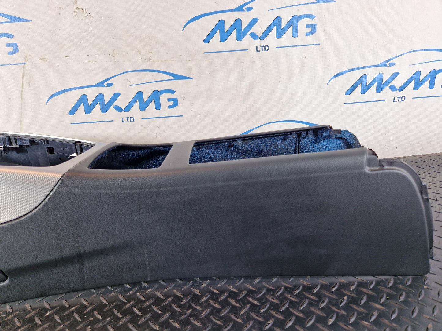Audi A6 Allroad C7 Center Console 4G0863244D