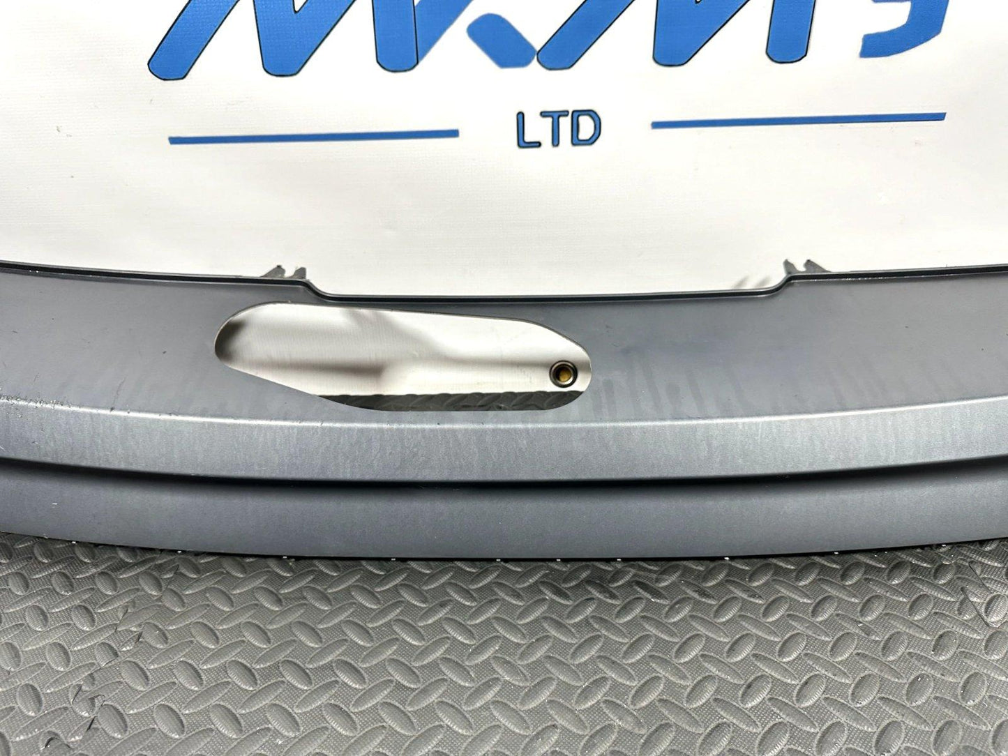 16-19 AUDI A4 B9 SALOON ULTRA SPORT GENUINE REAR BUMPER DIFFUSER 8W0807521M